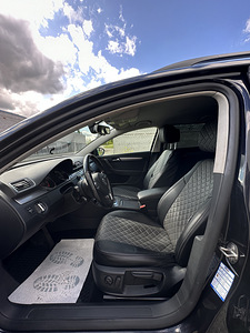 VW Passat automat (8 foto / 11)