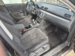 Volkswagen passat b6 (4 foto / 10)