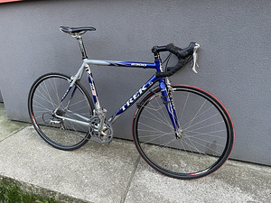 Maanteeratas Trek 2300 raam 56 sobib 175-183 cm (2 foto / 7)
