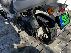 Peugeot Kisbee 50cc 2018 roller (4 foto / 6)