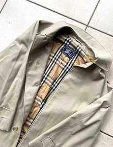 Burberry’s тренч (3 фото из 7)