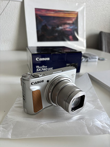 Canon Powershot SX740 HS silver lite edition (3 foto / 4)