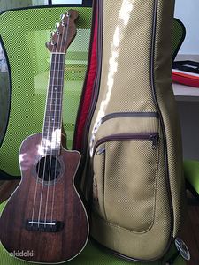 Продам укулеле (Fender) (1 фото из 1)