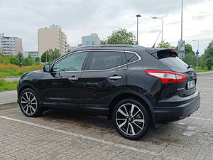 Nissan Qashqai TEKNA Navi 2014 96kw Diisel Automaat (7 foto / 15)