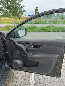 Nissan Qashqai TEKNA Navi 2014 96kw Diisel Automaat (10 foto / 15)