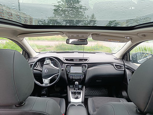 Nissan Qashqai TEKNA Navi 2014 96kw Diisel Automaat (12 foto / 15)