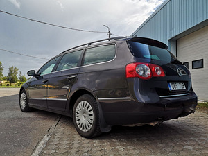 VW Passat 2.0 TDI автомат 2007a. (2 фото из 7)