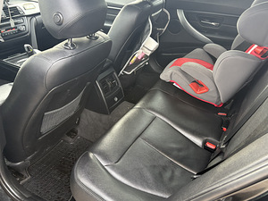 BMW 330xd (3 фото из 11)