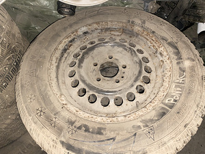 Pontiac диски продажа или обмен (2 фото из 6)