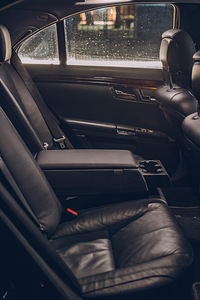 Мерседес-Бенц S500 V8 285 кВт (10 фото из 11)