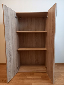 Uuevaaärne komplekt: Riiul-kapp + ratastega kapp/öökapp (5 foto / 10)