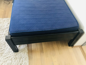 Voodi, puidust, väga pikale, madratsiga (5 foto / 6)