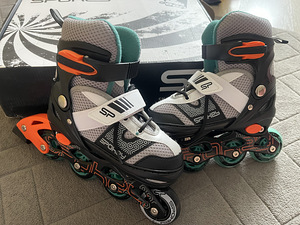 Rulluisud Spokey Arya Multicolor 28-32 (1 foto / 3)