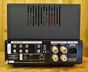 Synthesis ROMA 96DC+ Black Stereo hübriidvõimendi DAC-iga (10 foto / 10)