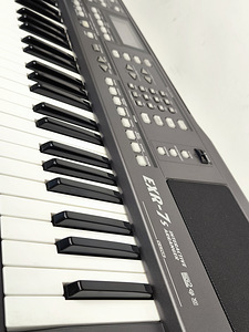 Süntesaator / arranger Roland Exr-7s (4 foto / 4)