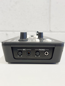 Roland V-1SDI Portable Video Mixer (5 foto / 5)