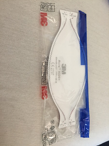 3m Mask meditsiin respiraator klapiga ja ilma FFP3 N99 proff (3 foto / 3)