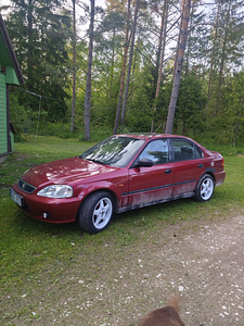 Honda Civic (2 foto / 14)