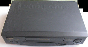 Видеокамера Panasonic NV-SD205 VHS (2 фото из 3)