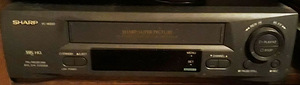 Sharp videomakk VC-M300 töökorras (1 foto / 3)