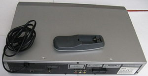 Philips dvd/cd/mp3 плеер dvd622 + пульт (2 фото из 3)