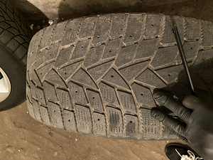 Borbet STYLE 132 BMW Dunlop Grandtrek Ice 02 (8 foto / 10)