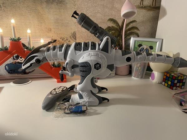 Интерактивны динозавр (фото #2)