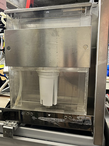 AEG Espresso integreeritav kohvimasin (2 foto / 4)