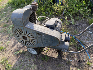 Kompressor (1 foto / 2)