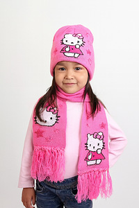 Комплект Hello Kitty шарф + шапка (1 фото из 2)