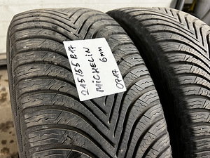 215/55 R17 MICHELIN (1 foto / 2)