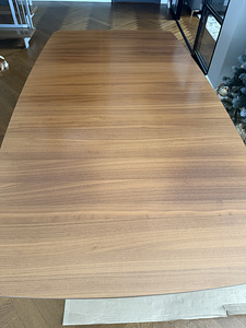BoConcept Milano pikendatav söögilaud 180-260cm (2 foto / 3)
