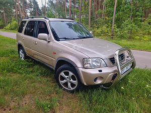 Honda cr-v 2001 aasta 2.0bens atm 4x4 (1 foto / 11)