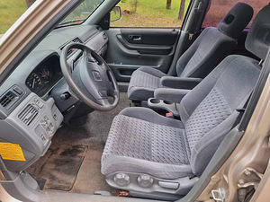 Honda cr-v 2001 aasta 2.0bens atm 4x4 (6 foto / 11)