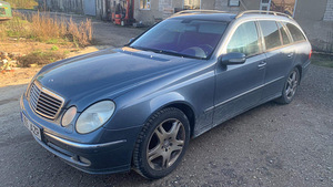 Mercedes-benz e240t avantgarde (2 foto / 6)