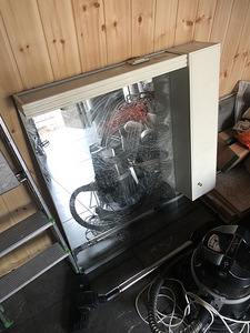 Vannitoa peegel kappiga ja valgustusega (1 foto / 1)