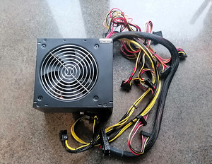 CHIEFTEC GPS-700A8 700W (1 foto / 3)