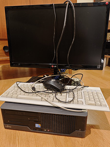 Fujitsu arvuti ja LG monitor komplekt Core 2 duo (1 foto / 4)