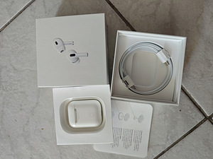 AirPods pro (gen2) charging case only + box + kaabel (1 foto / 3)