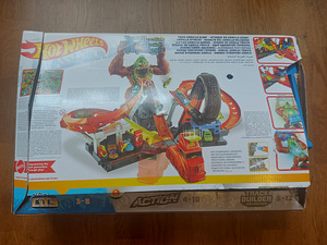 Autorada Mattel Hot Wheels City Gorilla Slam + 5 autod kaasa (3 foto / 3)