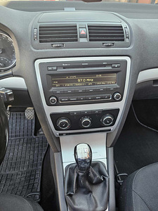 Skoda Octavia 1.4 90kW (8 foto / 8)