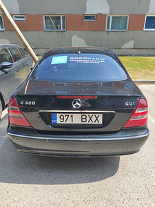 Mercedes-Benz E320 Avantgarde 3.2 150KW R6 (3 foto / 8)