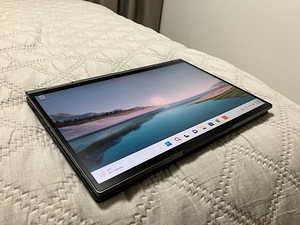 Uus Lenovo ThinkPad X1 Yoga (Gen 8) 2023 (2 foto / 5)