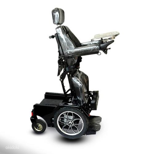 Электрическая инвалидная коляска со стоячим освещением, складывающаяся с электроприводом (фото #8)
