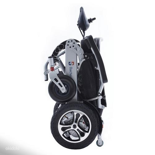 Складная электрическая инвалидная коляска с дистанционным управлением (фото #6)