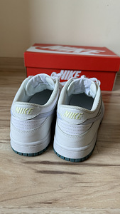Nike Dunk LOW / размер 39 (3 фото из 6)