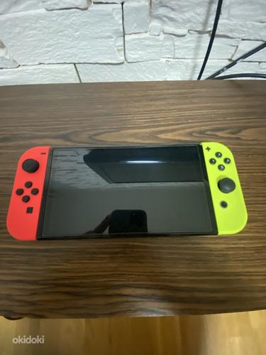Nintendo Switch + 1 mäng (foto #1)