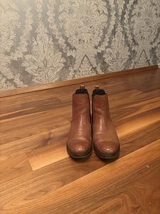 Müüa Chelsea saapad täisnahast,s.38 (4 foto / 4)