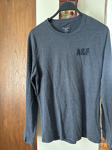 Abercrombie Fitch polo pikkade varrukatega,suurus M (1 foto / 1)