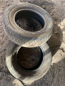 215/65/15 шины 2шт (1 фото из 3)